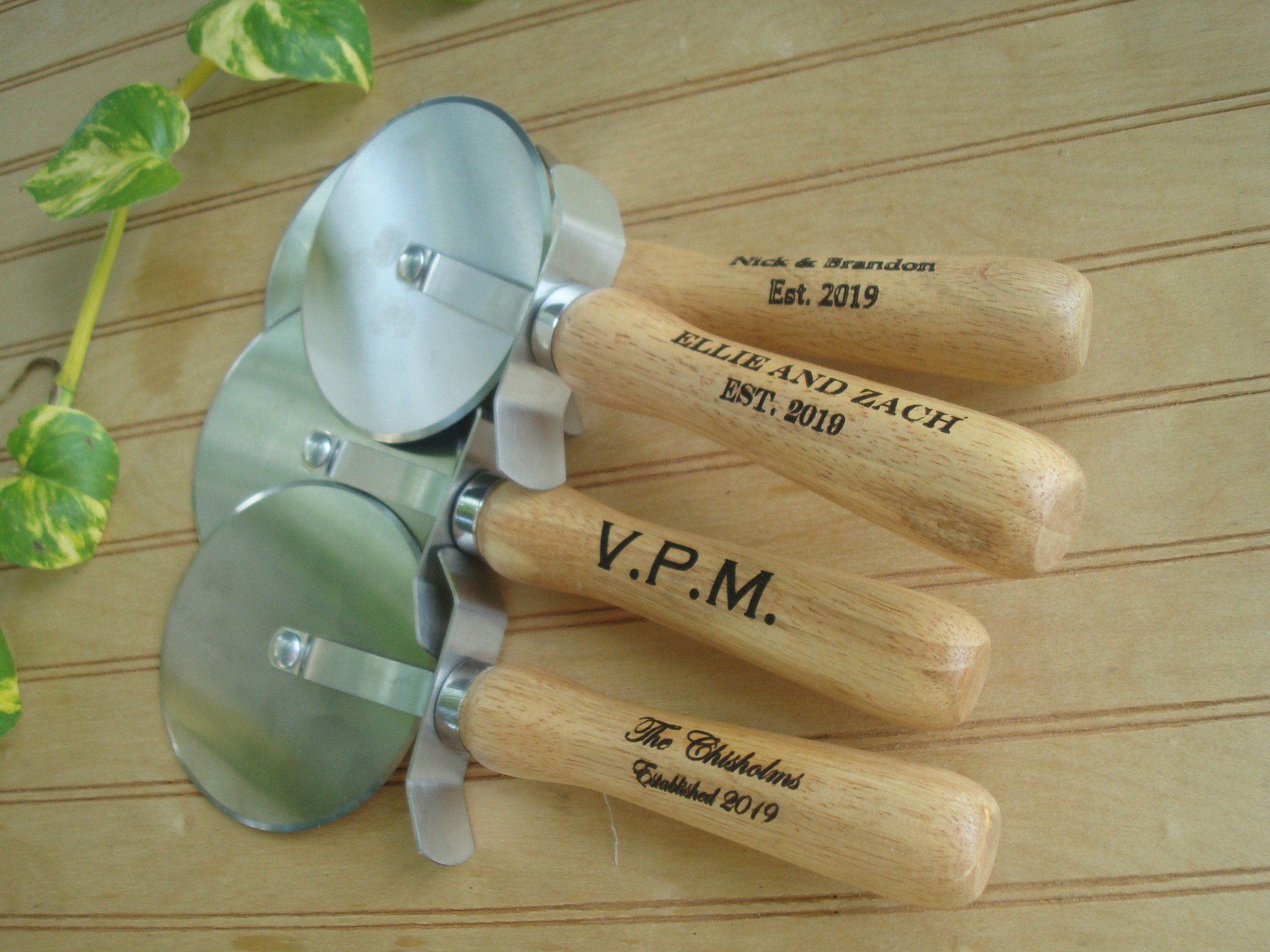 Personalized Pizza Cutter Wood Handle Pizza Cutterpizza Etsy UK