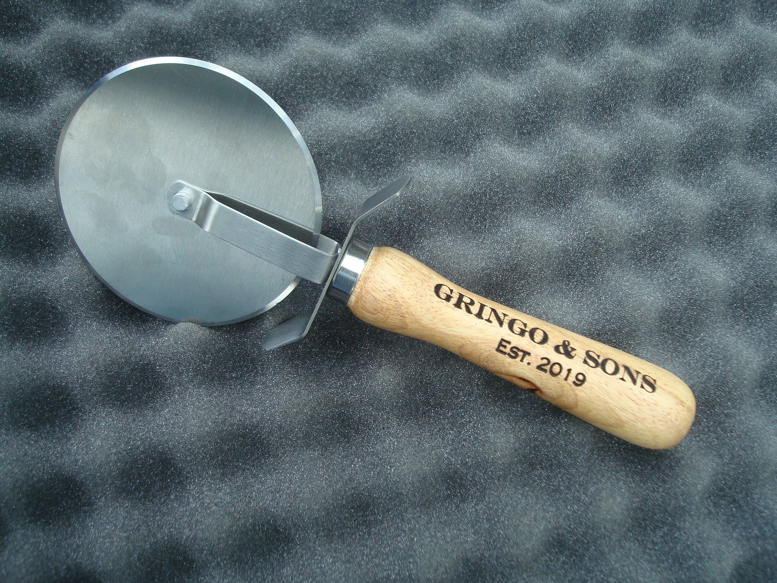 Personalized Pizza Cutter Wood Handle Pizza Cutter Custom Etsy