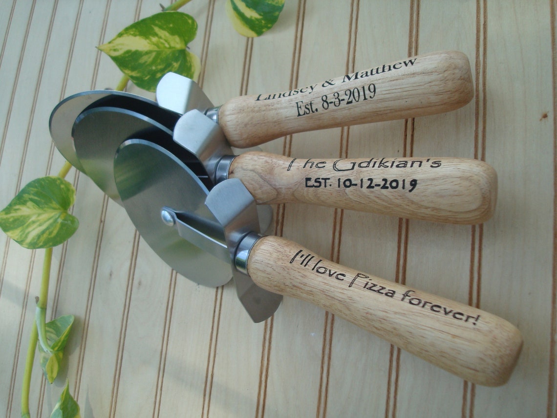 FREE SHIPPING Personalized Pizza Cutter Wood Handle Pizza Etsy