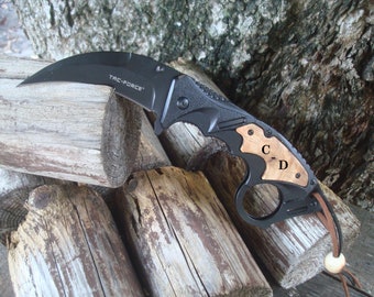 Personalzed Knife, Black , Gift Daddy, Leather Cord, Wooden Ornaments, for Hanging, Best Man,Dad, Pocket knife 957