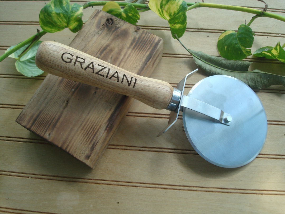 FREE SHIPPING Personalized Pizza Cutter Wood Handle Pizza Etsy