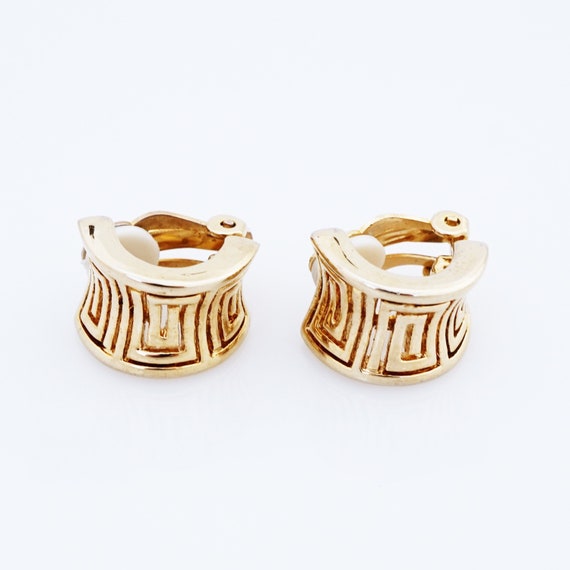 Gold Greek Key Huggie Hoop Earrings, 1990s - image 3