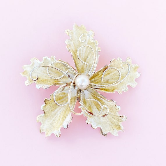 Vintage Golden Figural Flower Statement Brooch Wi… - image 1