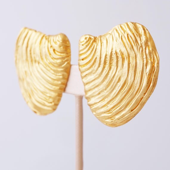 Massive Gilt Seashell Statement Earrings, 1980s - image 4