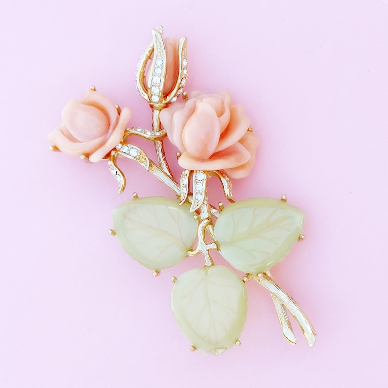 1990s Vintage Oversized Gilt Figural Roses Brooch with Faux Coral /& Jade by Nolan Miller