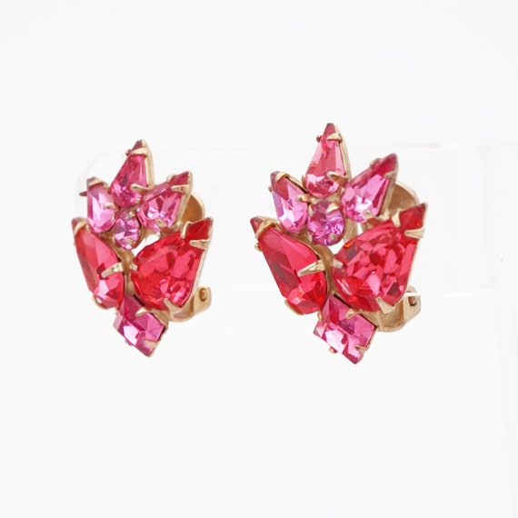 Hot Pink Crystal Burst Earrings, 1960s - image 3