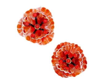Pendientes figurativos de flor de esmalte naranja mandarina, década de 1960