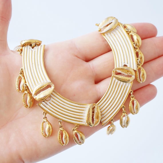 Gilt & White Enamel Seashell Dangle Choker Neckla… - image 7