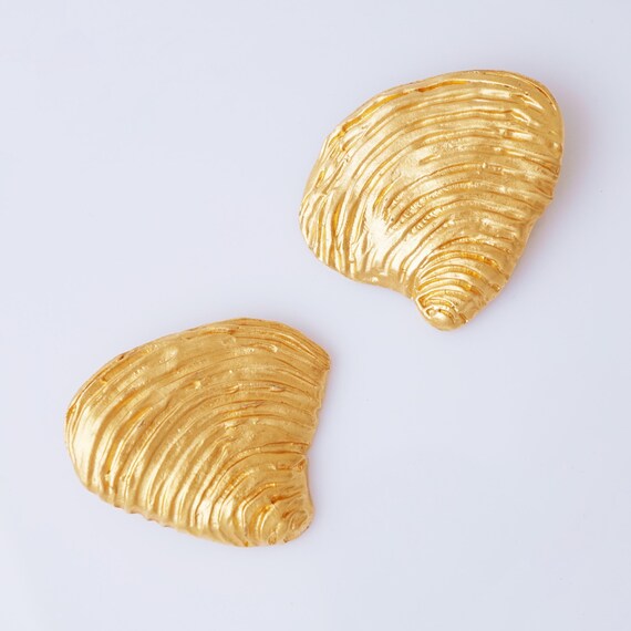 Massive Gilt Seashell Statement Earrings, 1980s - image 2
