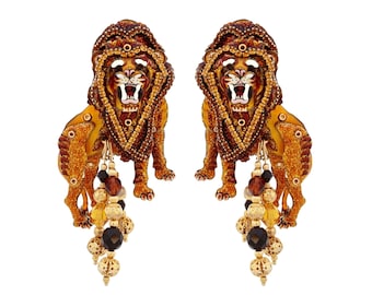 Emaille Marionet "Wild Cats" Lion Statement Oorbellen Door Lunch At The Ritz, jaren 1990