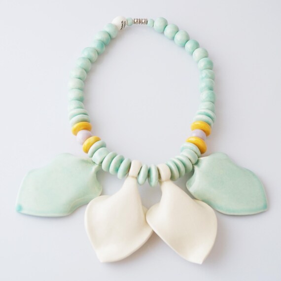 Oversized Calla Lily Ceramic Statement Necklace B… - image 4
