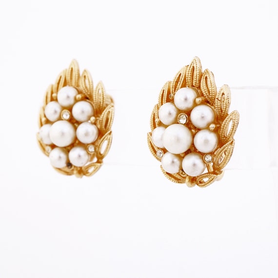 Gold Leaf and Pearl Cluster Earrings By Lisner, 1… - image 4