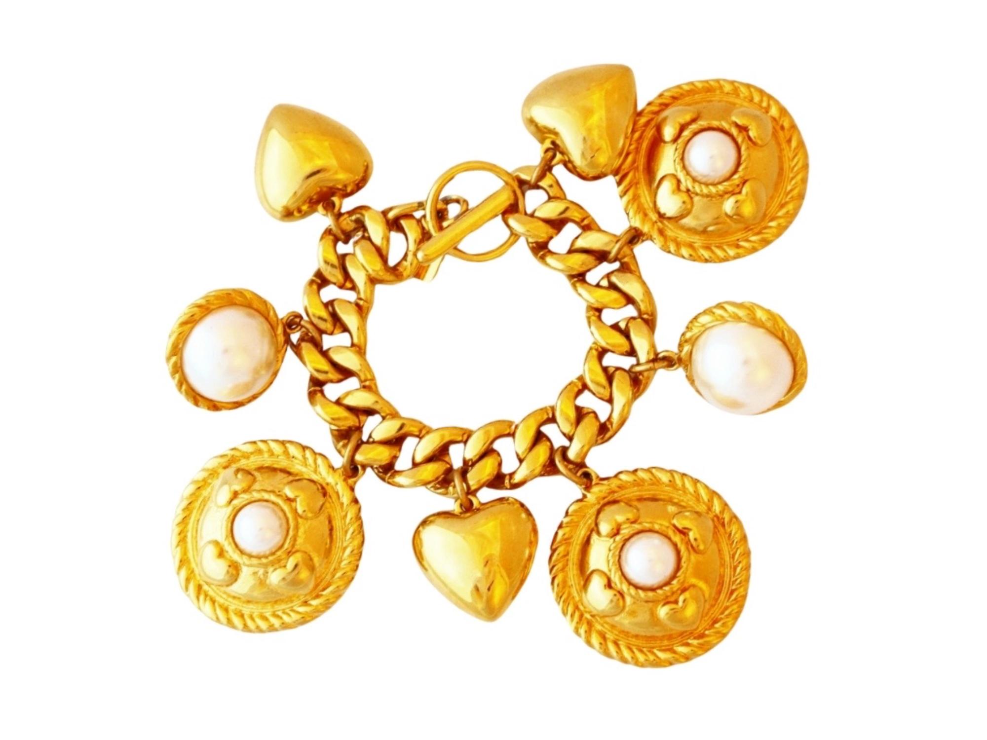 ESCADA サイコロ型チャーム ブレスレットとイヤリング　セット Escada jewelry - Etsy 日本