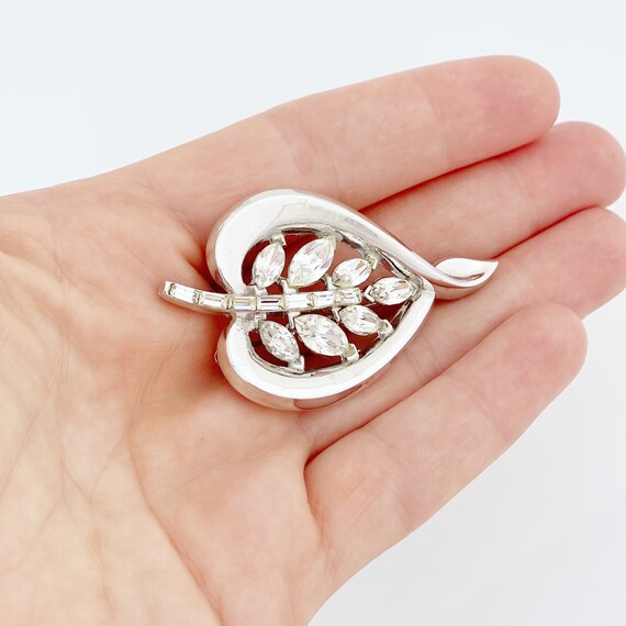Platinum Trifarium Leaf Brooch With Navettes and … - image 7