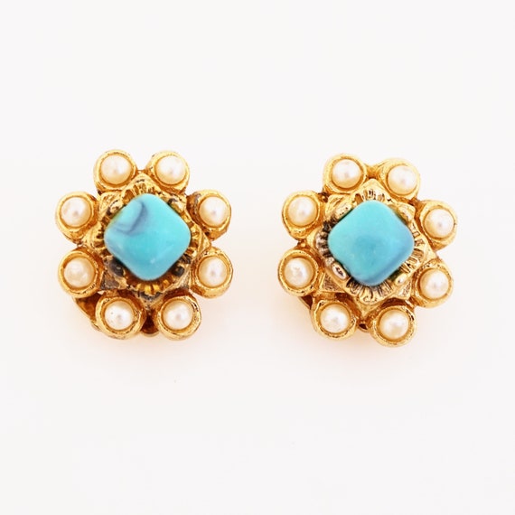 Dainty Turquoise Cabochon and Pearl Halo Earrings… - image 2