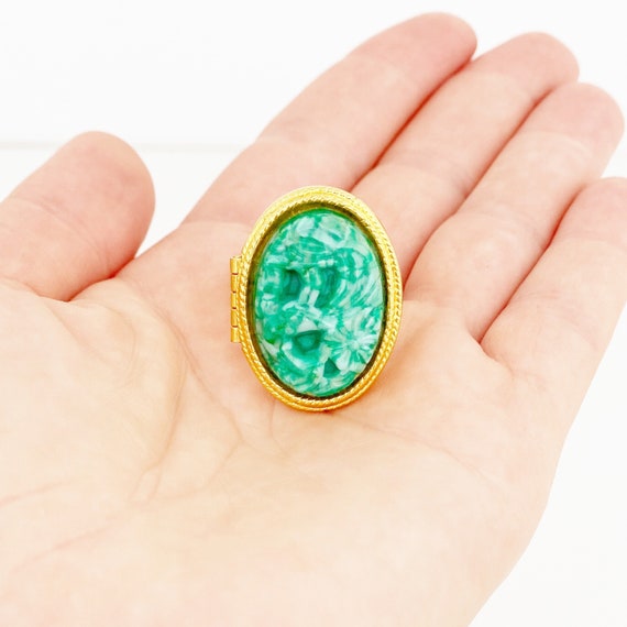 Carved Faux Jade Statement Locket Ring (Size 9) B… - image 6