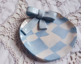 Ceramic Plate with bow, Decorative Tray with bows, Coquette aesthetic, Homedecor, Handmade in Portugal