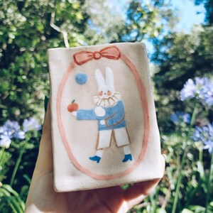 Bunny Flower Vase, Handmad Toothbrush Holder, Ceramic Pencil Holder, Ceramic Vase, Pen Holder, Circus Rabbit