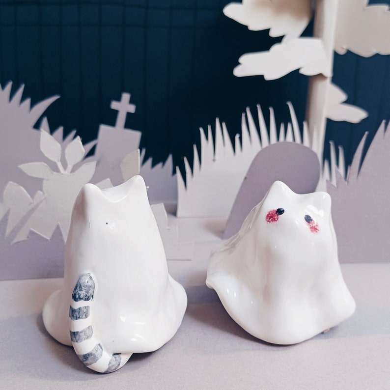 Handmade Ceramic Ghost Figurine, Ghost Cat, Ghost Bunny, Ceramic Cat, Ceramic Ghost imagem 8