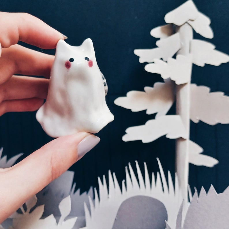 Handmade Ceramic Ghost Figurine, Ghost Cat, Ghost Bunny, Ceramic Cat, Ceramic Ghost imagem 7