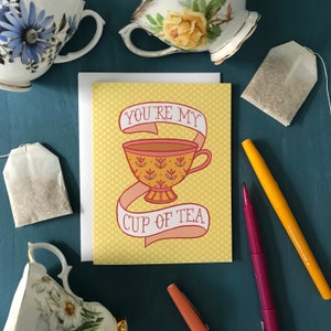 jaune d'amant de thé | vous êtes ma tasse de thé | Carte d'anniversaire d'amour tasse de thé pour lui ou elle