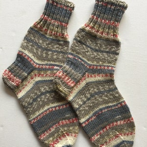 Chaussettes Femme Chaussettes en Laine Chaussettes Tricotées à la Main Gris Blanc Rose Chaussettes Rayées Unisexe