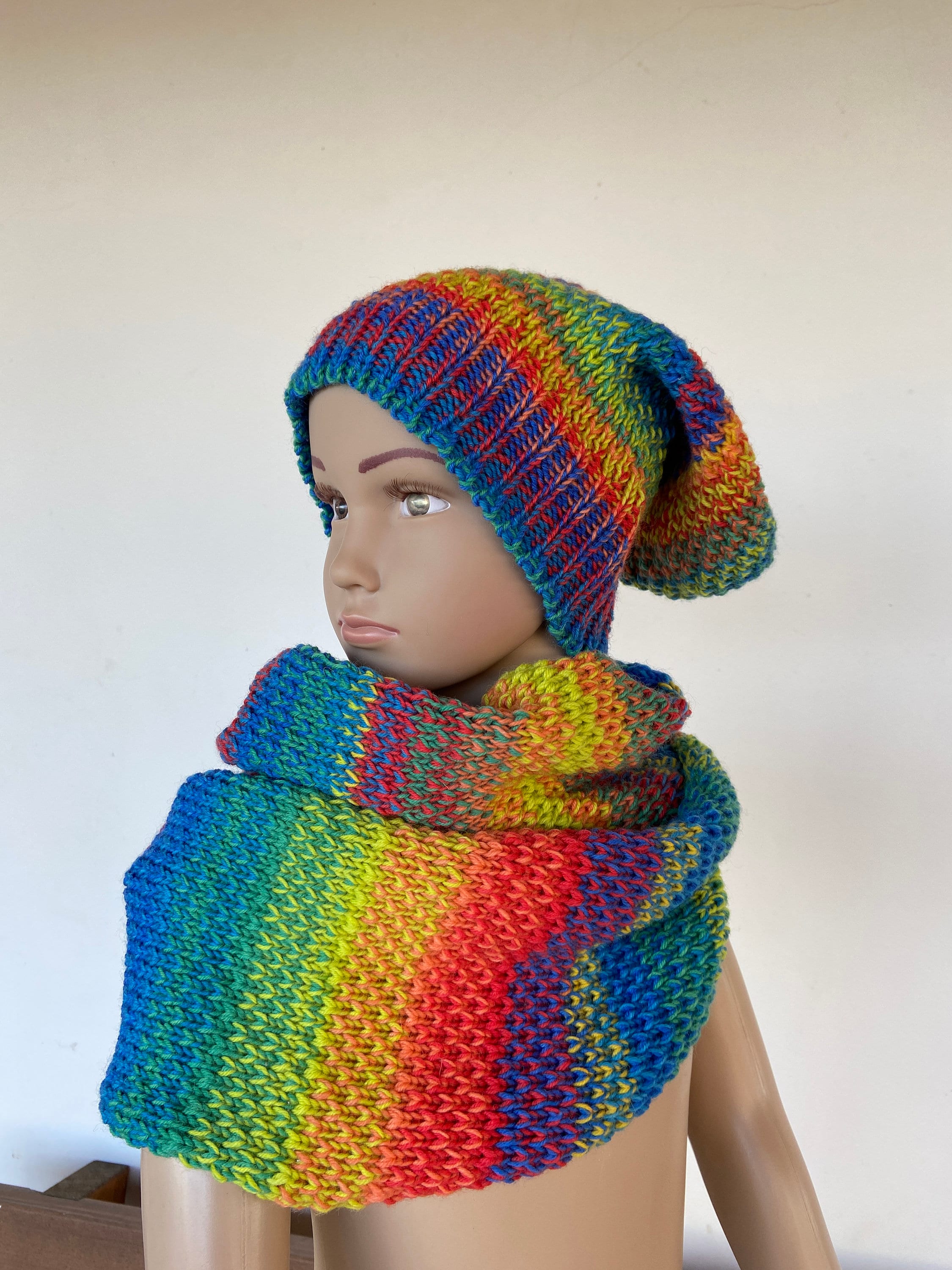 Knitted Hat and Scarf Set Rainbow Handmade Winter Fashion  display picture 1