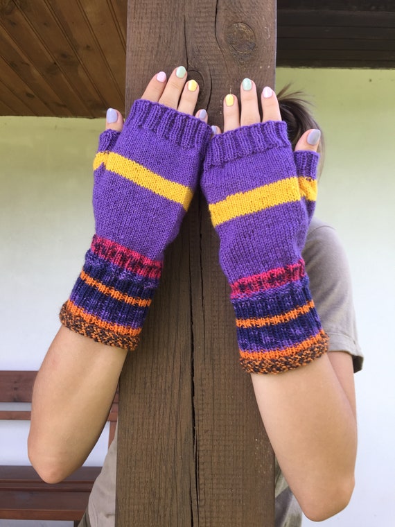 Fingerlose Handschuhe, Armstulpen, Handgestrickte Lila Fingerlose Handschuhe  - Etsy.de