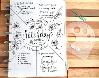 Compass Protractor™ plantilla de diario de balas hace que los círculos concéntricos perfectos en su diario de viñetas. Consíguelo exclusivamente aquí.