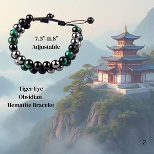 Puede incluir: Pulsera ajustable con cuentas de ojo de tigre, obsidiana y hematita. La pulsera es ajustable de 19.05 cm a 30 cm. Las cuentas son negras, verdes y plateadas. El texto "Tiger Eye Obsidian Hematite Bracelet" también es visible.