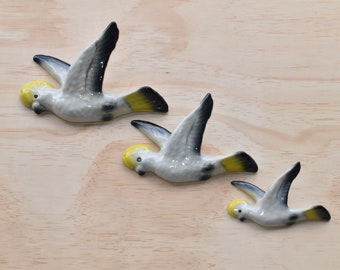 Ceramic flying Wall Ducks , Sulphur Crested Cockatoo, great Australiana.
