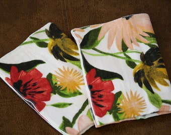 Floral Burp Cloth Set, Muslin Swaddle Burpcloth Set, Girl Diaper Cloths, Watercolor flower Burp Cloth