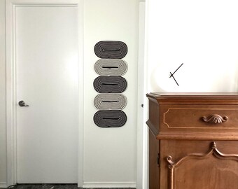 Tapiz en blanco y negro: decoración de pared para espacios estrechos, arte de fibra, festoneado