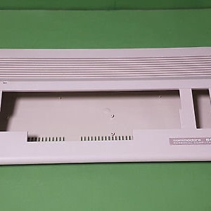 Commodore 64C アウターシェルケース