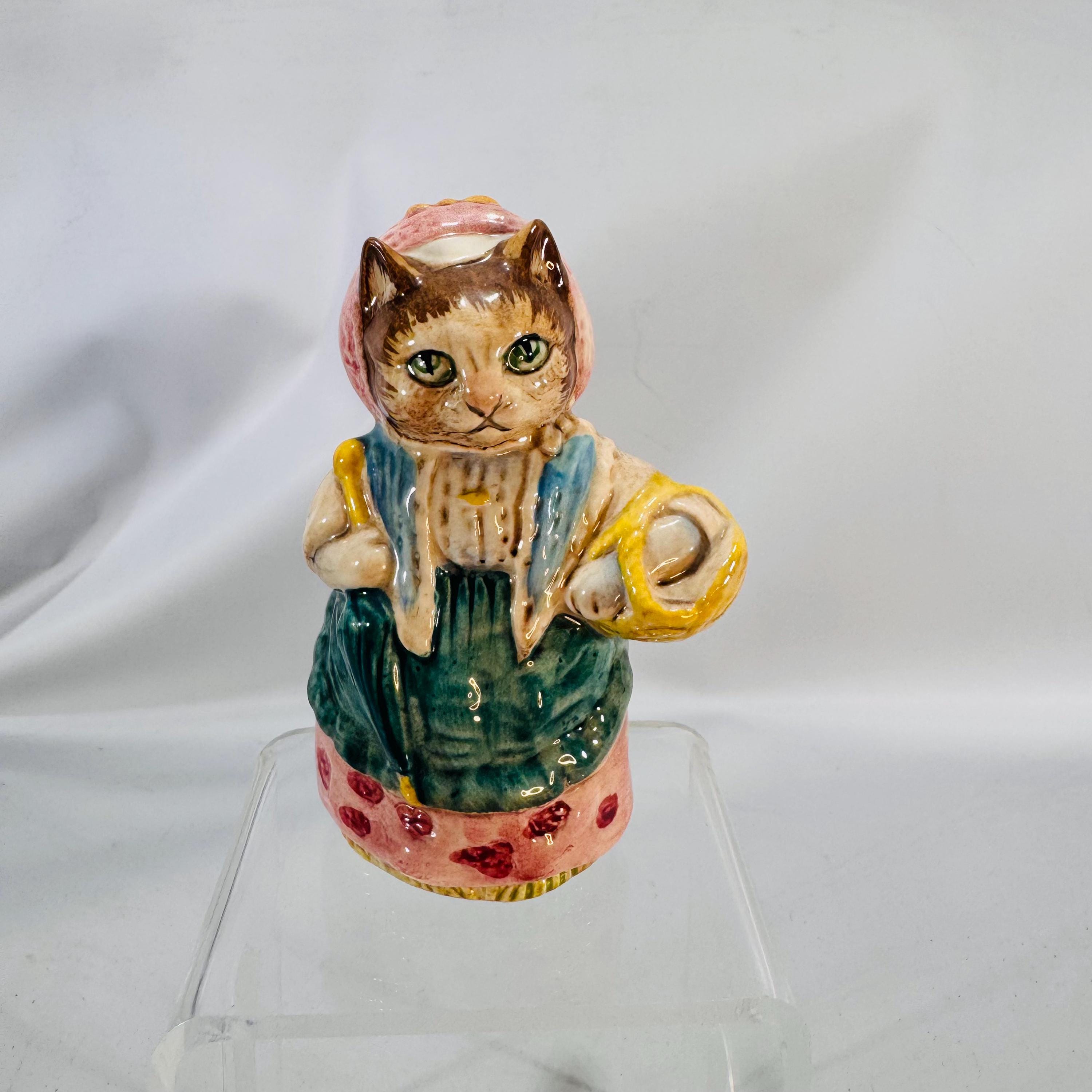 BESWICK ENGLAND　きたりすナトキン　 陶器オブジェ BESWICK ENGLAND きたりすナトキン 陶器オブジェ