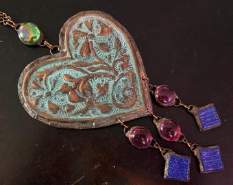 Corazón decorativo de cobre y vidrio