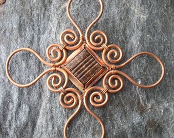 Estrella del Sol de Cobre con cristal de Bronce