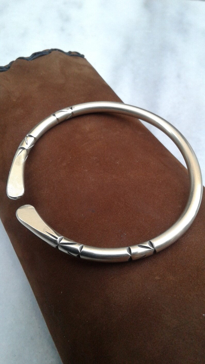 Bracelet à la main Fabriqué sur commande Cuivre Cuivre Argent