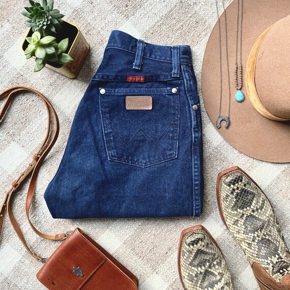 Vintage Wrangler High Waist 25/26 Tapered Leg Fitt