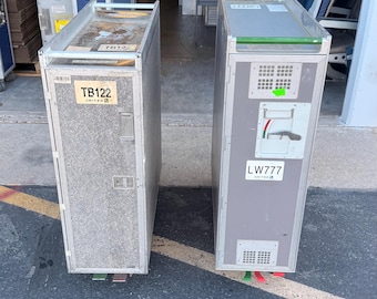United Airlines full size atlas galley cart