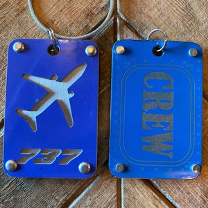 Boeing 737 Fuselage skin luggage tag - CREW