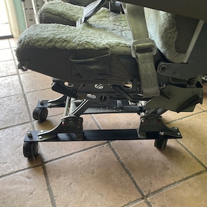 Single cockpit desk chair Southwest Airlines B737 image 6