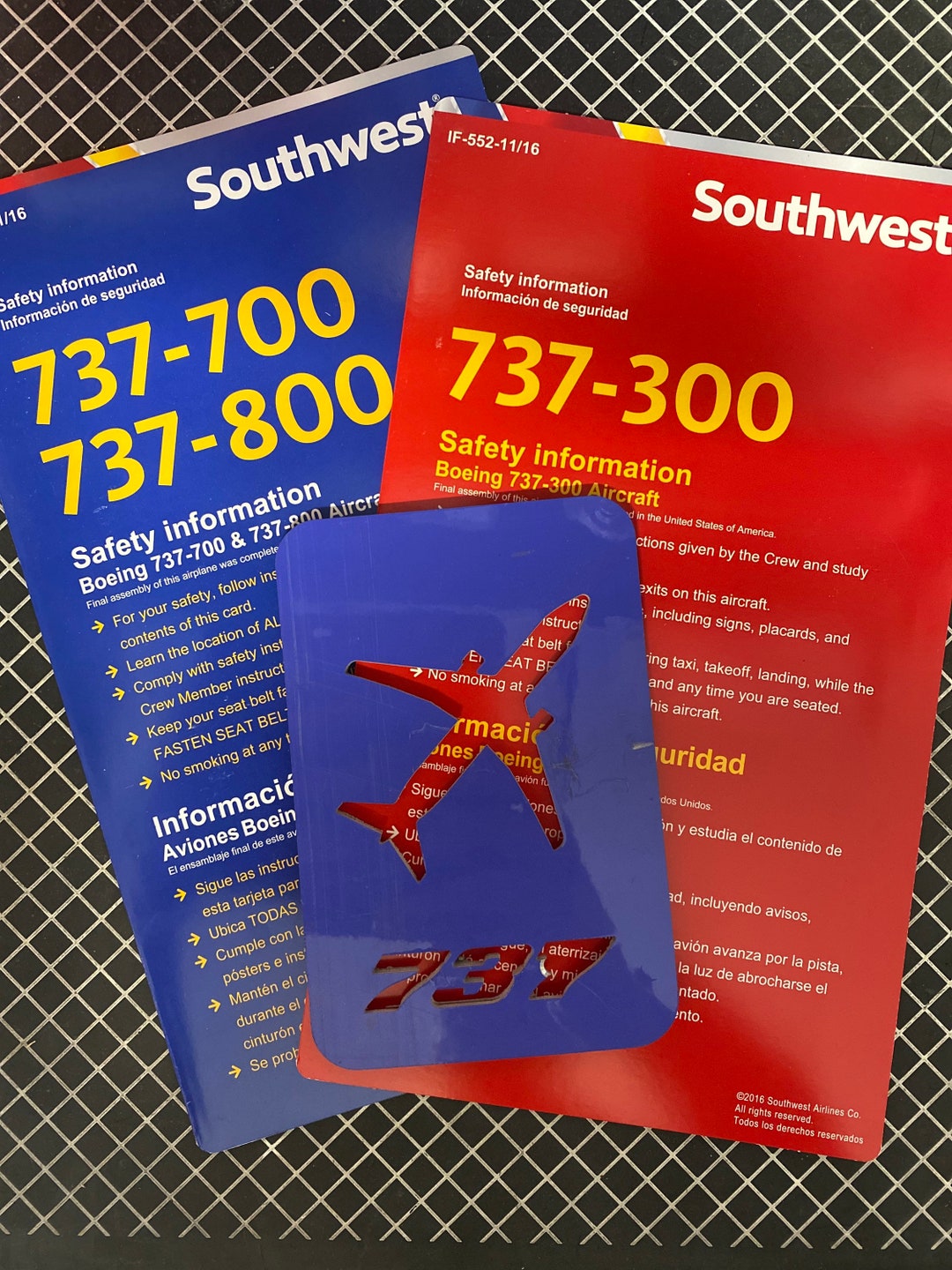 B737-700 N7705A Blue South west キーホルダー B737-700 N7705A Blue South west キーホルダー - メルカリ