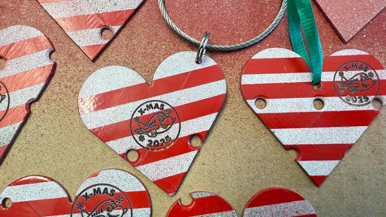 Southwest Airlines B737 heart X-MAS 2025 keychain or ornament image 5