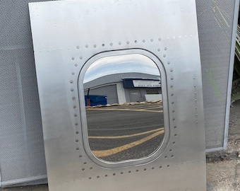 B767-300 AirDo JA-01HD fuselage window