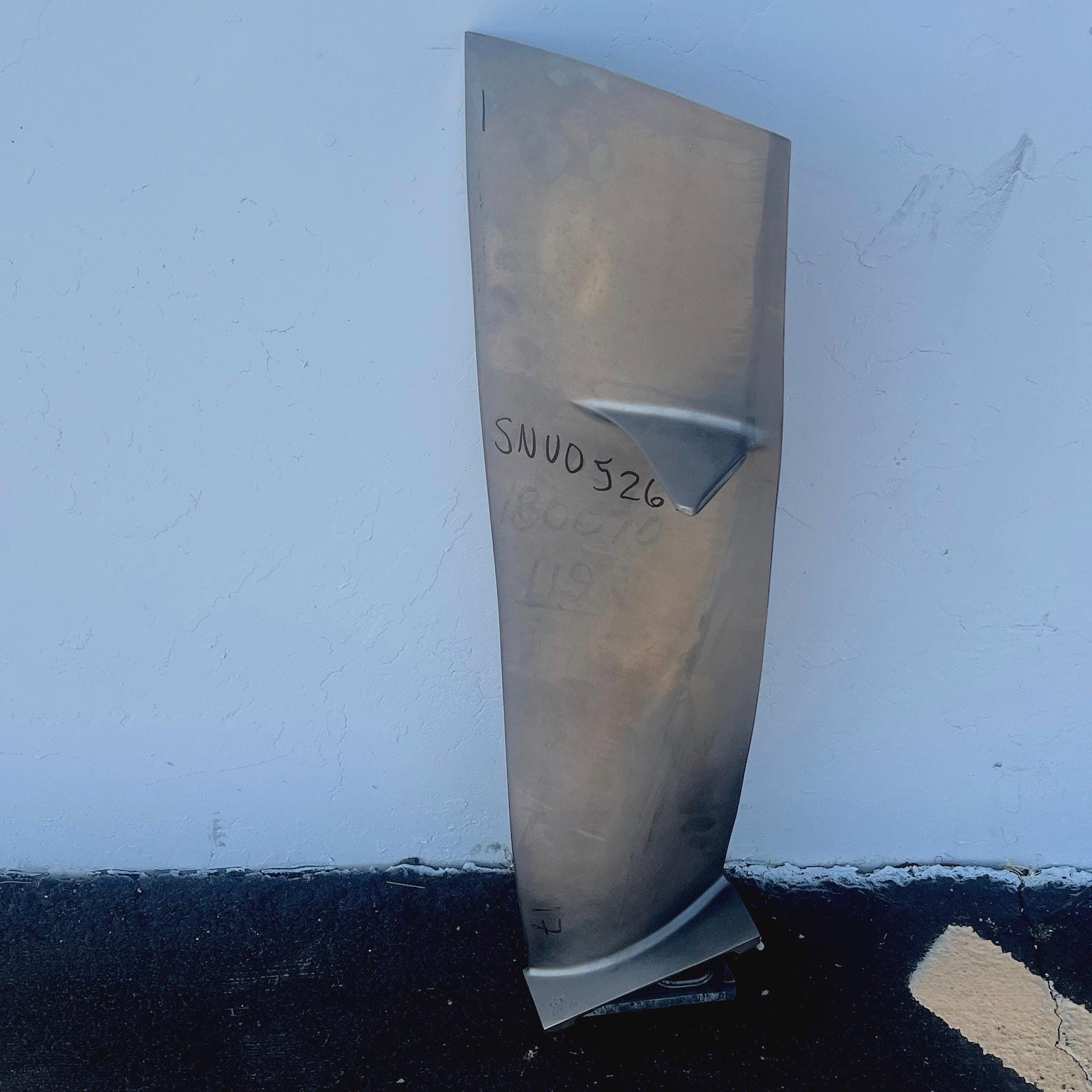 CF6 First Stage Engine Blade – Aircraft Part From B747, B767, A300