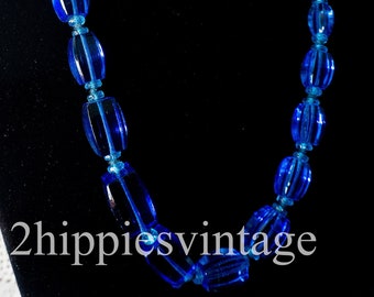 Vintage Lucite Brilliant Blue Graduated Faceted Bead Necklace 32"