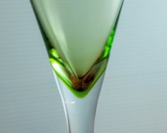 FOUR Green Glass Fluted Champagne PBY28 by POTTERY BARN 1980s