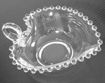 ヴィンテージ インペリアル キャンドルウィック クリア (ステム 3400) インペリアル グラス オハイオ製 ハート型ビーズ装飾ガラス小物入れ（取っ手付き）