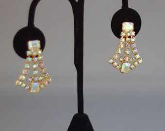 Vintage Signed Weiss Crystal Pageant Runway Style Dangley Screw-back Earrings